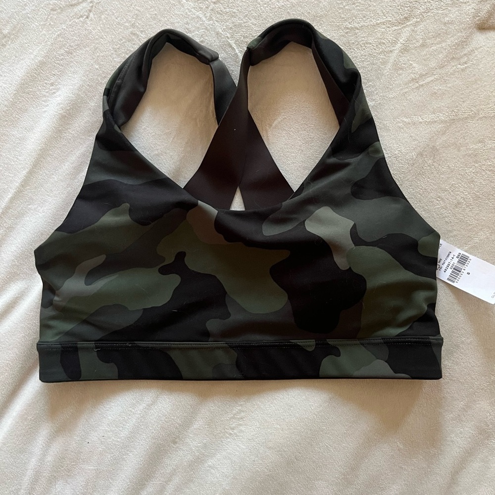 NWT Old Navy Camo Sports Bra